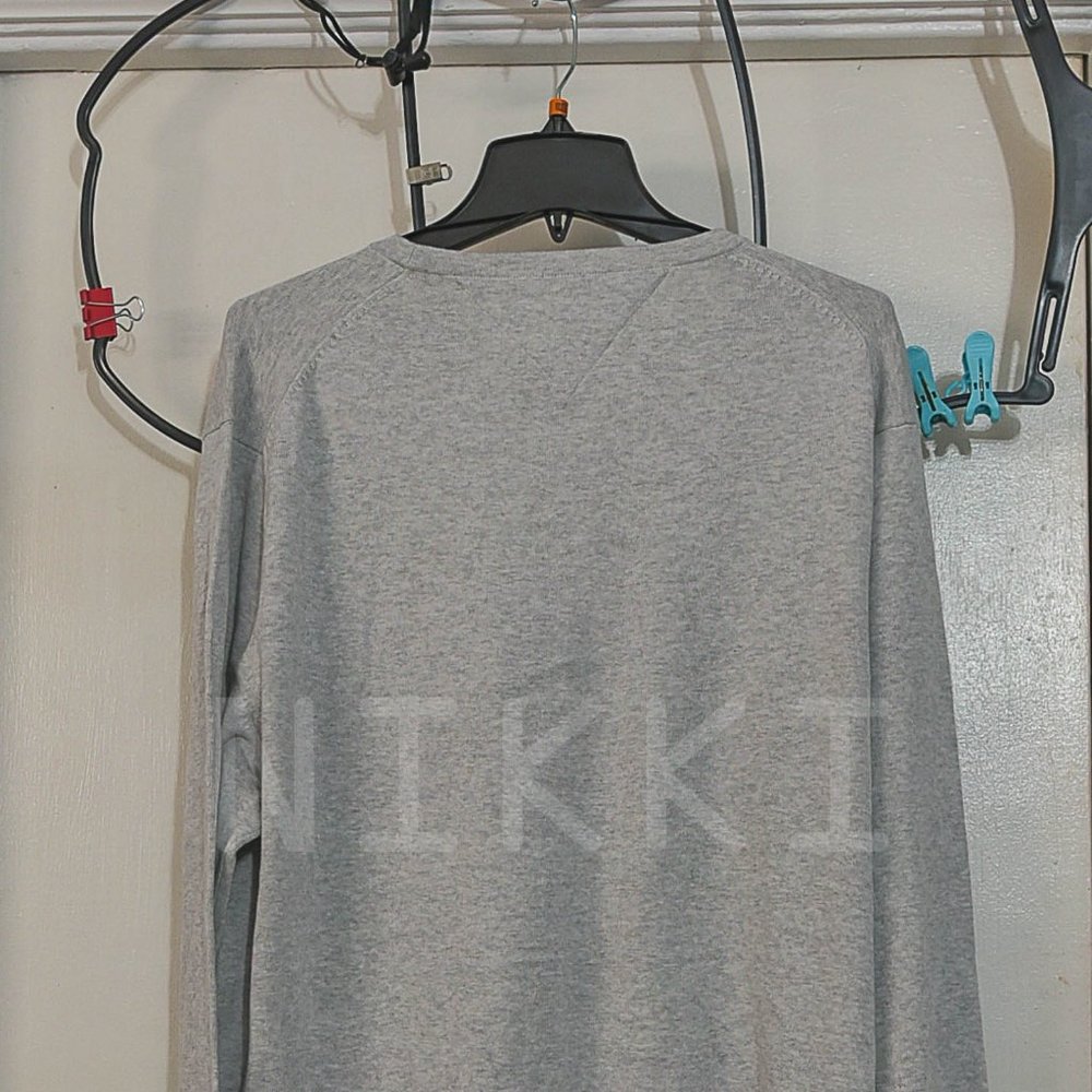 Tommy Hilfiger Men's Sweater Signature Solid Crew Neck Pullover size XXL Gray - Picture 2 of 3